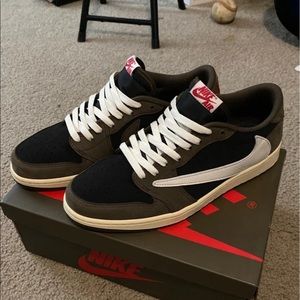 COPY - Travis Scott Nike Jordan 1 low (no white laces)